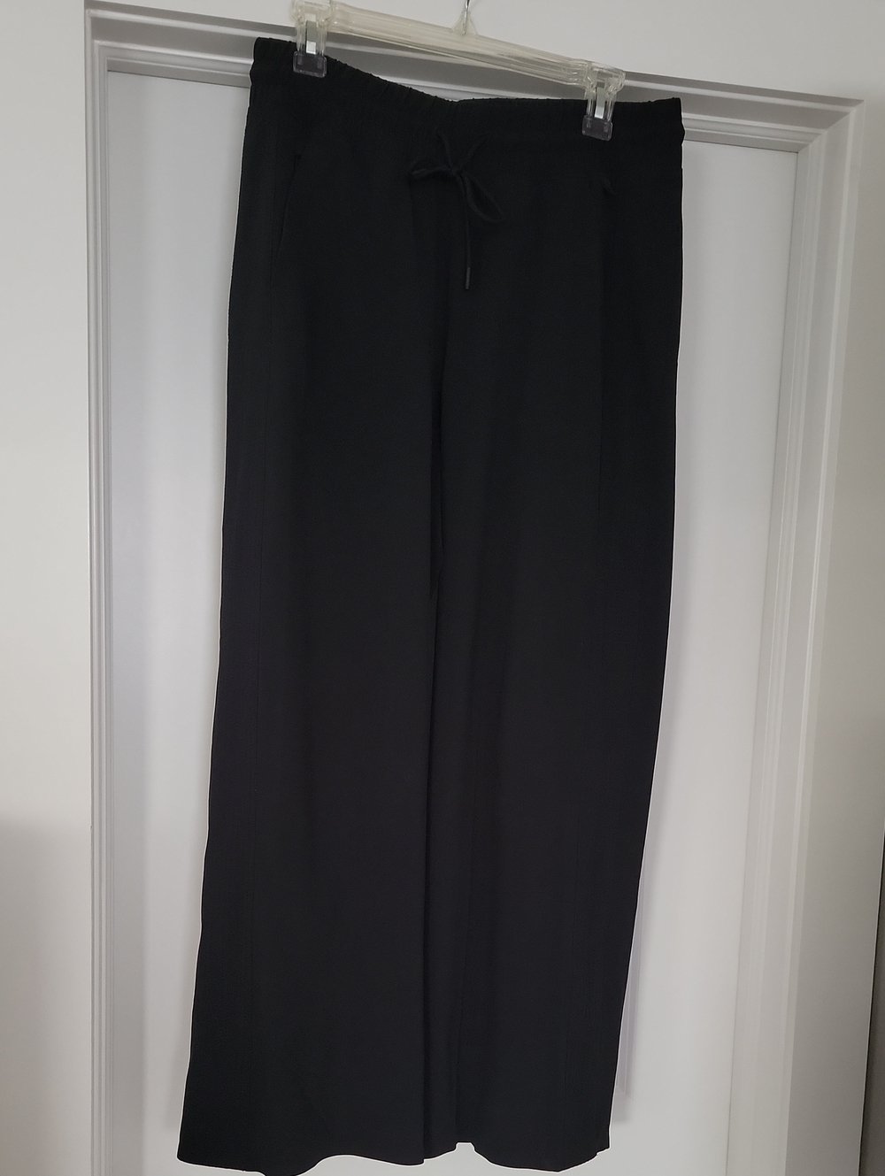 Athleta Avenue Wide Leg Cropped Pants 10T